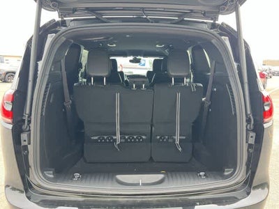 2027 Chrysler Pacifica PACIFICA SELECT AWD