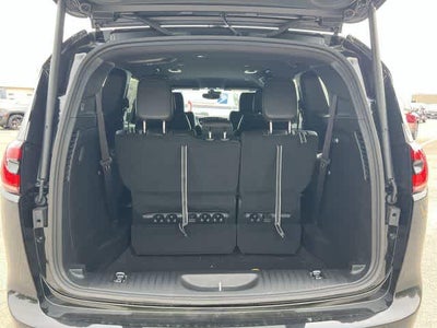 2027 Chrysler Pacifica PACIFICA SELECT AWD
