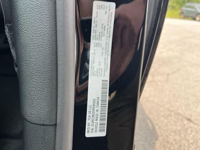 2027 Chrysler Pacifica PACIFICA SELECT AWD
