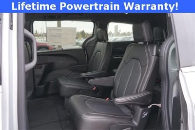 2026 Chrysler Pacifica PACIFICA SELECT AWD