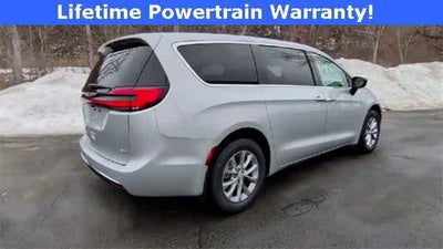 2026 Chrysler Pacifica PACIFICA SELECT AWD