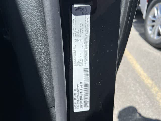 2027 Chrysler Pacifica PACIFICA SELECT AWD