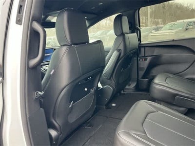 2026 Chrysler Pacifica PACIFICA SELECT AWD