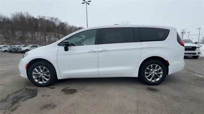 2026 Chrysler Pacifica PACIFICA SELECT AWD