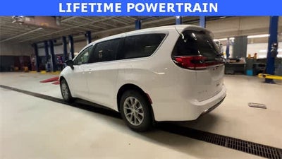 2026 Chrysler Pacifica PACIFICA SELECT AWD