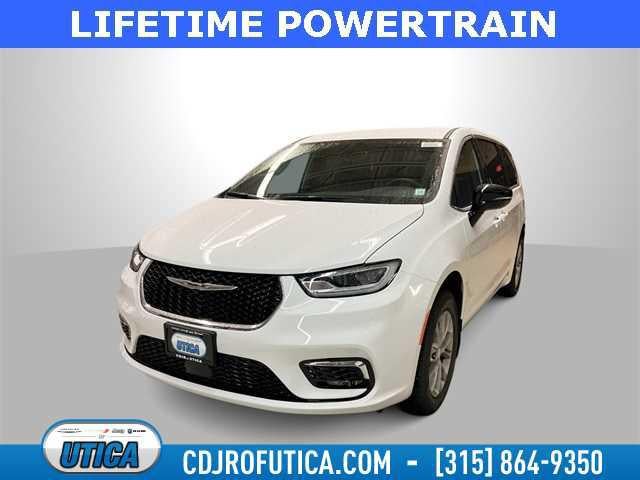 2026 Chrysler Pacifica PACIFICA SELECT AWD