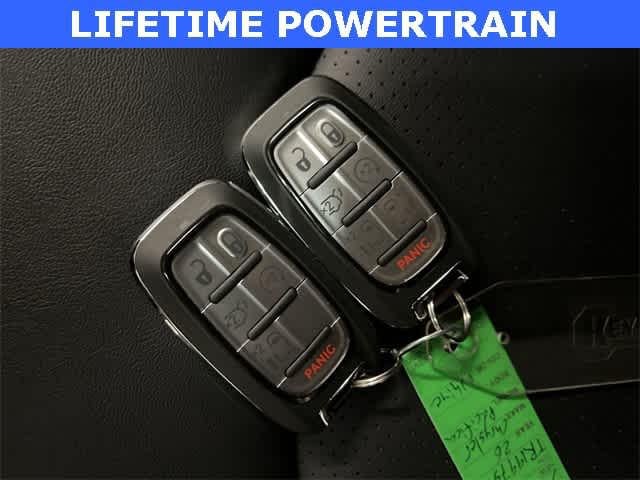 2026 Chrysler Pacifica PACIFICA SELECT AWD