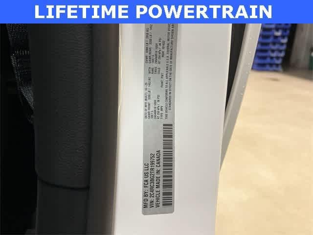 2026 Chrysler Pacifica PACIFICA SELECT AWD