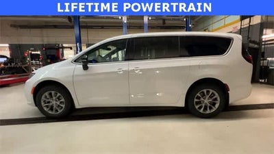2026 Chrysler Pacifica PACIFICA SELECT AWD