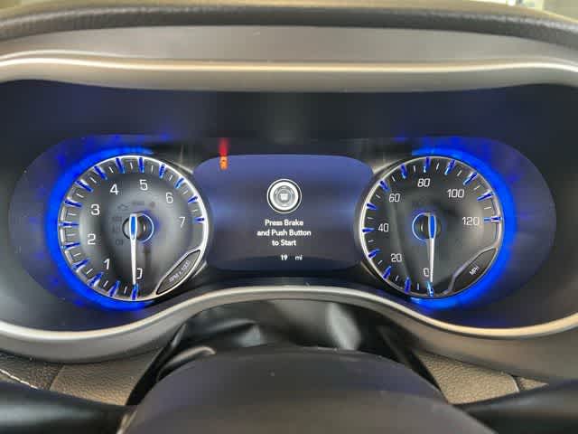 2027 Chrysler Pacifica PACIFICA SELECT AWD