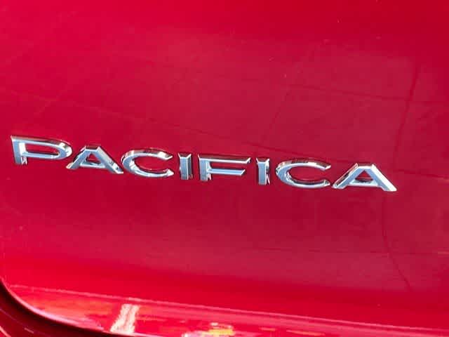 2027 Chrysler Pacifica PACIFICA SELECT AWD