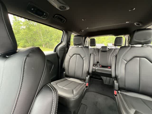 2027 Chrysler Pacifica PACIFICA SELECT AWD