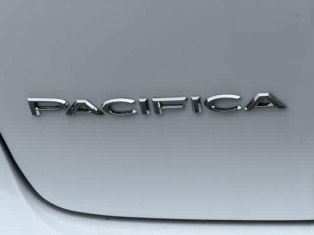 2027 Chrysler Pacifica PACIFICA SELECT AWD