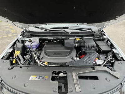 2027 Chrysler Pacifica PACIFICA SELECT AWD