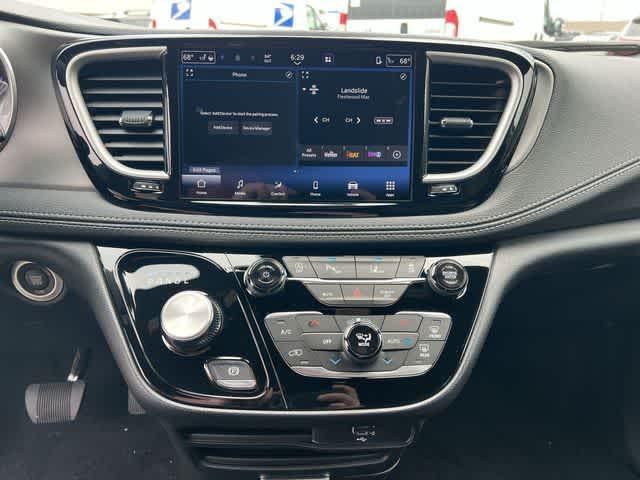 2027 Chrysler Pacifica PACIFICA SELECT AWD