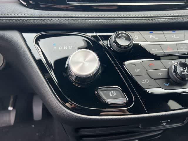 2027 Chrysler Pacifica PACIFICA SELECT AWD
