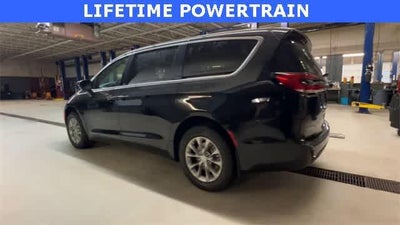 2026 Chrysler Pacifica PACIFICA SELECT AWD