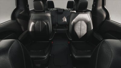 2027 Chrysler Pacifica PACIFICA SELECT AWD