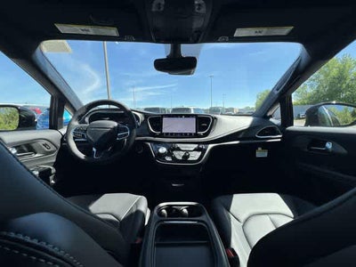2027 Chrysler Pacifica PACIFICA SELECT AWD