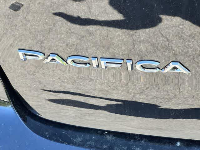 2027 Chrysler Pacifica PACIFICA SELECT AWD