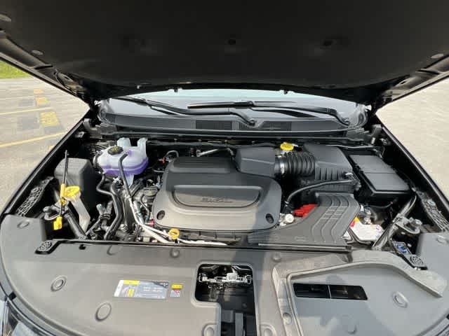 2027 Chrysler Pacifica PACIFICA SELECT AWD