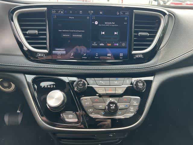 2027 Chrysler Pacifica PACIFICA SELECT AWD