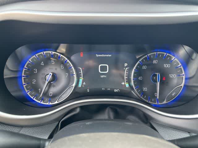 2027 Chrysler Pacifica PACIFICA SELECT AWD