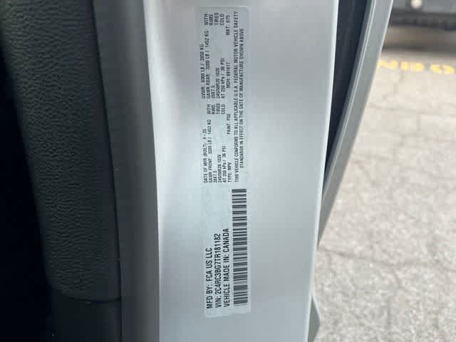 2026 Chrysler Pacifica Select AWD
