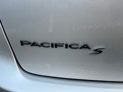 2026 Chrysler Pacifica Select AWD