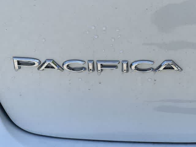 2027 Chrysler Pacifica PACIFICA SELECT AWD