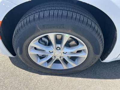2027 Chrysler Pacifica PACIFICA SELECT AWD