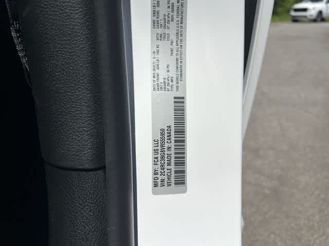 2027 Chrysler Pacifica PACIFICA SELECT AWD