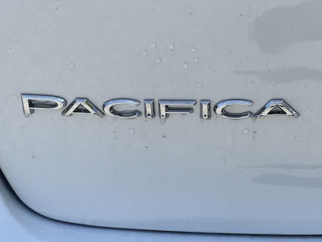 2027 Chrysler Pacifica PACIFICA SELECT AWD