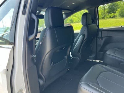 2027 Chrysler Pacifica PACIFICA SELECT AWD
