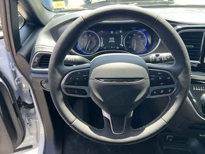 2027 Chrysler Pacifica PACIFICA SELECT AWD