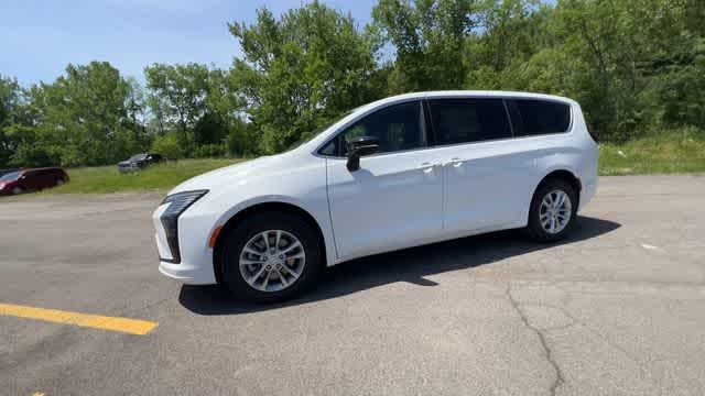 2027 Chrysler Pacifica PACIFICA SELECT AWD