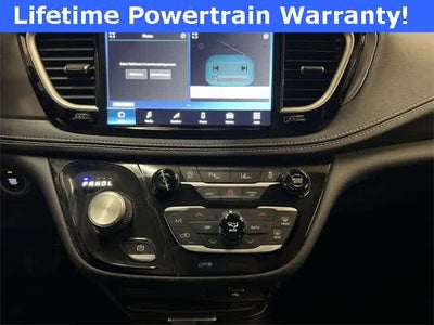 2026 Chrysler Pacifica PACIFICA SELECT AWD