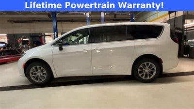 2026 Chrysler Pacifica PACIFICA SELECT AWD
