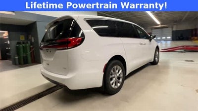 2026 Chrysler Pacifica PACIFICA SELECT AWD
