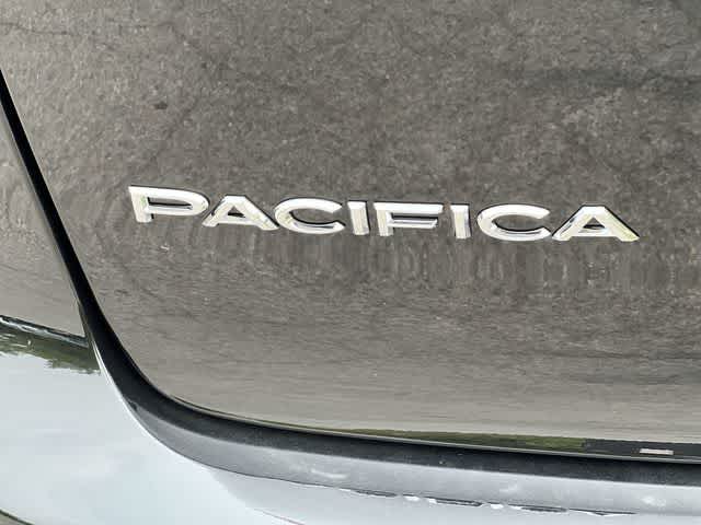 2027 Chrysler Pacifica PACIFICA SELECT AWD