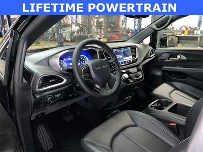 2026 Chrysler Pacifica PACIFICA SELECT AWD