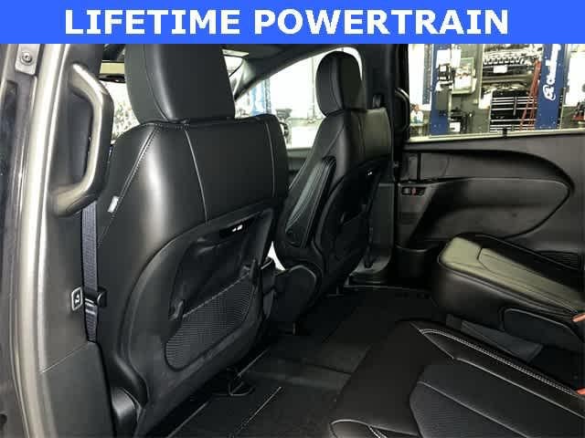 2026 Chrysler Pacifica PACIFICA SELECT AWD