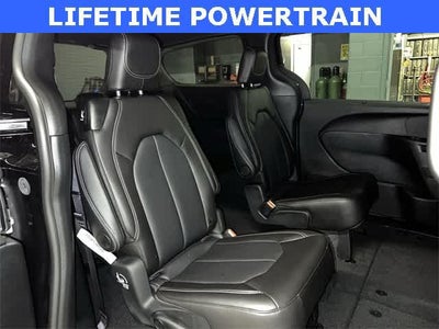 2026 Chrysler Pacifica PACIFICA SELECT AWD