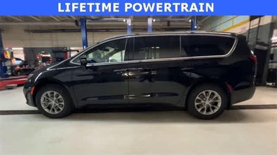 2026 Chrysler Pacifica PACIFICA SELECT AWD