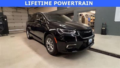 2026 Chrysler Pacifica PACIFICA SELECT AWD