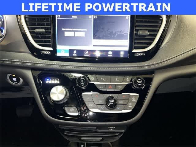 2026 Chrysler Pacifica PACIFICA SELECT AWD