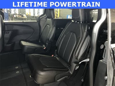 2026 Chrysler Pacifica PACIFICA SELECT AWD