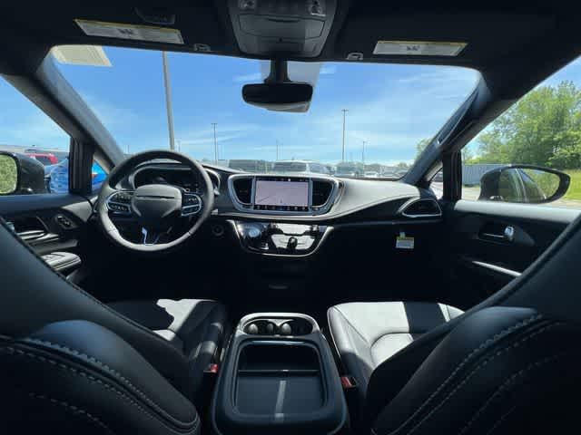 2027 Chrysler Pacifica PACIFICA SELECT AWD