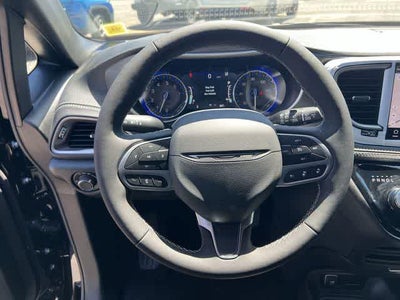 2027 Chrysler Pacifica PACIFICA SELECT AWD