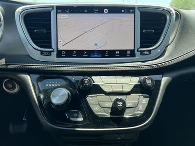 2027 Chrysler Pacifica PACIFICA SELECT AWD